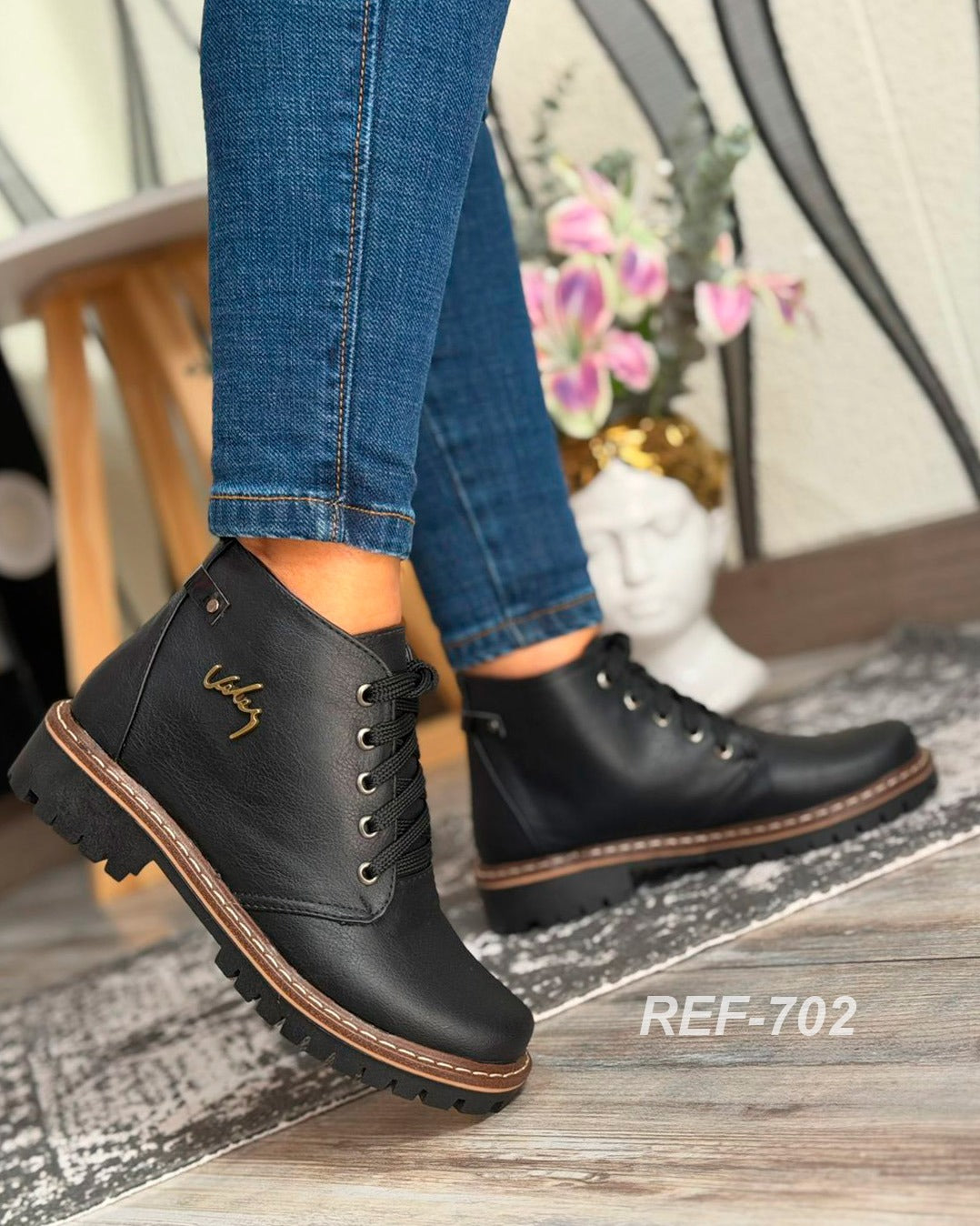 REF-702